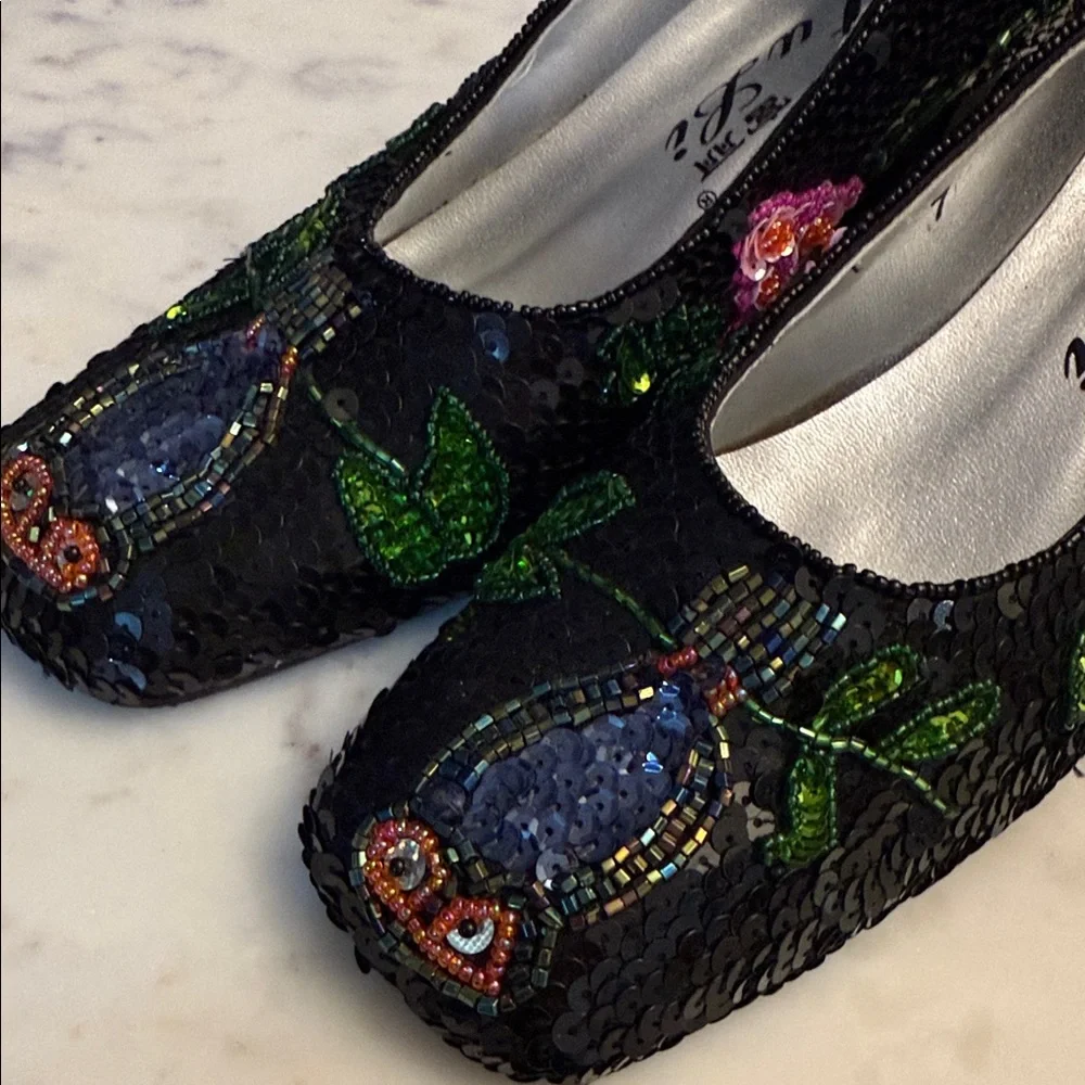 Black Sequin Embellished Women's Shoes - Picture 5 of 7